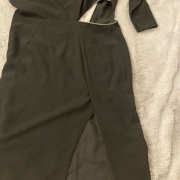 Halston Heritage chain trim cut out dress, size 4 - Picture 9 of 12